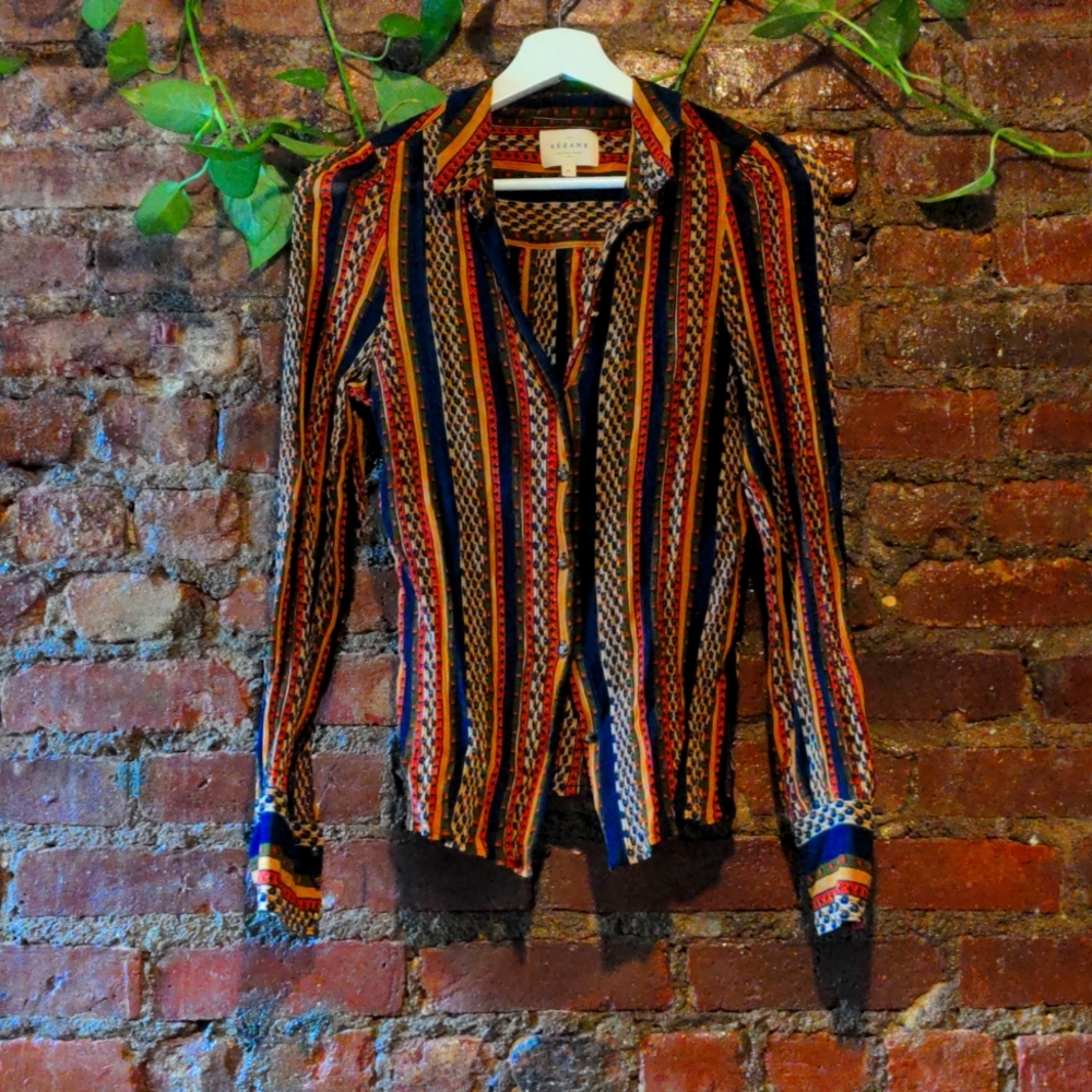 Sézan size 36 long sleeved sheer blouse.